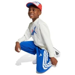 Adidas - Kid's Seas. Essentials Adiraptor Fleece Jogger Set - Tracksuit Trousers -Bergfreunde adidas kids seas essentials adiraptor fleece jogger set tracksuit trousers detail 8