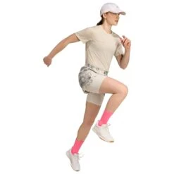 Adidas - Women's Own The Run Spray Dye 2in1 Short - Running Shorts -Bergfreunde adidas womens own the run spray dye 2in1 short running shorts detail 4