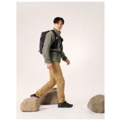 Arc'teryx - Gamma Jacket - Softshell Jacket -Bergfreunde arcteryx gamma jacket softshell jacket detail 6