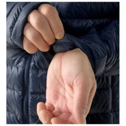 Haglöfs - L.I.M Down II Hood - Down Jacket -Bergfreunde hagloefs lim down ii hood down jacket detail 5