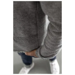 Maloja - MilaunM. Nos - Wool Jacket 17 Maloja - MilaunM. Nos - Wool Jacket -Bergfreunde maloja milaunm nos wool jacket detail 8