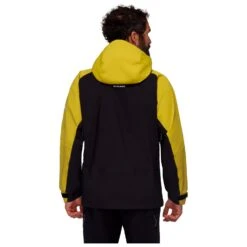 Mammut - Taiss Pro Hardshell Hooded Jacket - Waterproof Jacket -Bergfreunde mammut taiss pro hardshell hooded jacket waterproof jacket detail 3