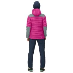 Norrøna - Women's Falketind Down750 Hood - Down Jacket -Bergfreunde norroena womens falketind down750 hood down jacket detail 4
