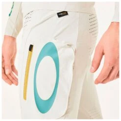 Oakley - Seeker Edge Pant - Cycling Bottoms -Bergfreunde oakley seeker edge pant cycling bottoms detail 7