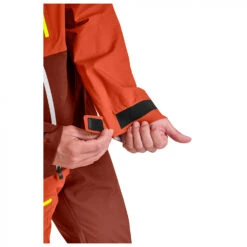 Ortovox - 3L Ortler Jacket - Waterproof Jacket 11 Ortovox - 3L Ortler Jacket - Waterproof Jacket -Bergfreunde ortovox 3l ortler jacket waterproof jacket detail 4
