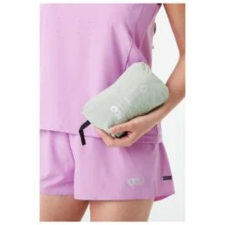 Picture - Women's Scale Jacket - Windproof Jacket -Bergfreunde picture womens scale jacket windproof jacket detail 7