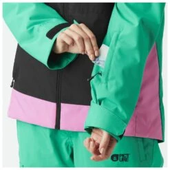 Picture - Women's Seakrest Jacket - Ski Jacket -Bergfreunde picture womens seakrest jacket ski jacket detail 6