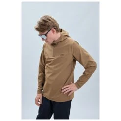 POC - Mantle Thermal Hoodie - Cycling Jacket 15 POC - Mantle Thermal Hoodie - Cycling Jacket -Bergfreunde poc mantle thermal hoodie cycling jacket detail 6