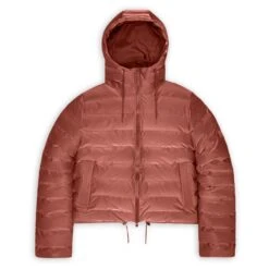 Rains - Lohja Short Puffer Jacket W3T2 - Casual Jacket -Bergfreunde rains lohja short puffer jacket w3t2 casual jacket detail 6