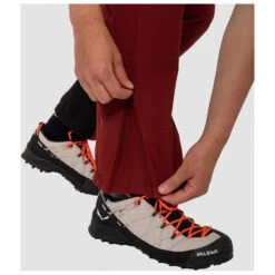 Salewa - Women's Agner Orval 3 DST Pants - Mountaineering Trousers -Bergfreunde salewa womens agner orval 3 dst pants mountaineering trousers detail 6