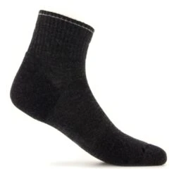 Stoic - Wool Silk Hiking Quarter Socks - Merino Socks 11 Stoic - Wool Silk Hiking Quarter Socks - Merino Socks -Bergfreunde stoic wool silk hiking quarter socks merino socks detail 5