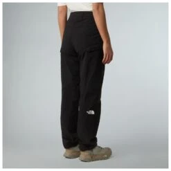 The North Face - Winter Exploration Reg Tapered Cargo Pants - Winter Trousers -Bergfreunde the north face winter exploration reg tapered cargo pants winter trousers detail 4