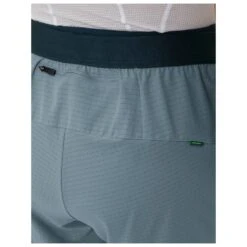 Vaude - Women's Altissimi Shorts II - Cycling Bottoms -Bergfreunde vaude womens altissimi shorts ii cycling bottoms detail 7