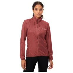 Vaude - Women's Matera Air Jacket - Cycling Jacket -Bergfreunde vaude womens matera air jacket cycling jacket detail 3